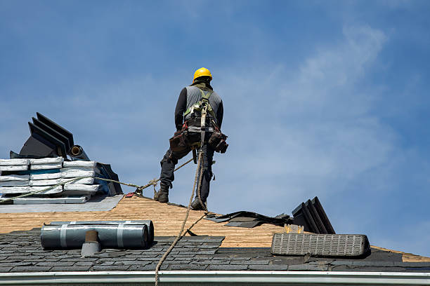 Professional Gutter Installation technician working in Hernando, MS